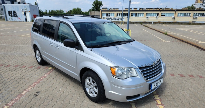 Chrysler Town &amp; Country cena 51900 przebieg: 194000, rok produkcji 2010 z Tarnowskie Góry małe 529